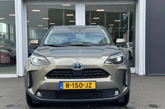 Toyota Yaris Cross (2022) thumbnail 2
