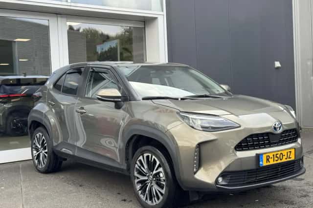 Toyota Yaris Cross (2022) thumbnail 3