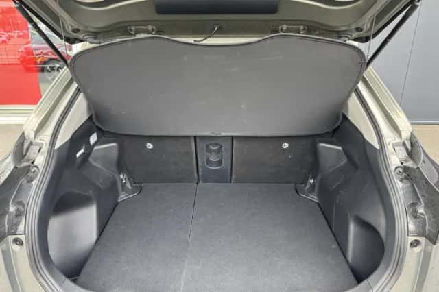 Toyota Yaris Cross (2022) thumbnail 23