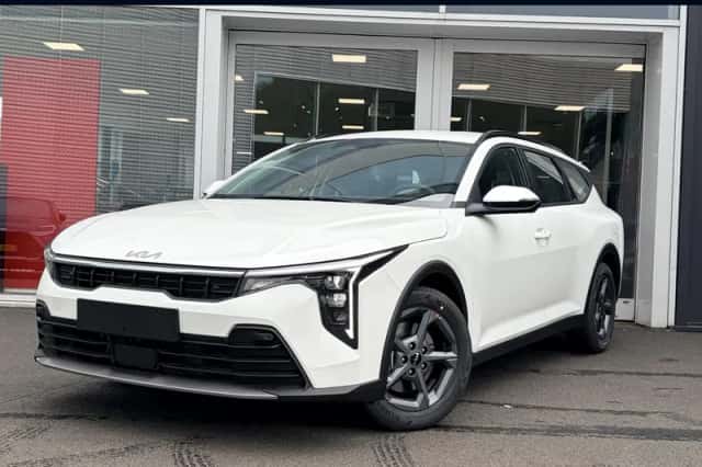 Kia K4 (2026) thumbnail 1