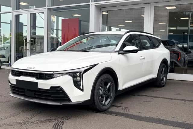 Kia K4 (2026) thumbnail 3