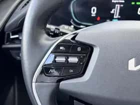 Kia Niro (2023) thumbnail 12