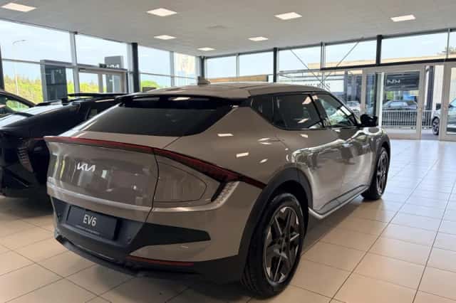 Kia EV6 (2026) thumbnail 3