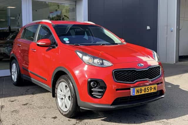 Kia Sportage (2017) thumbnail 2