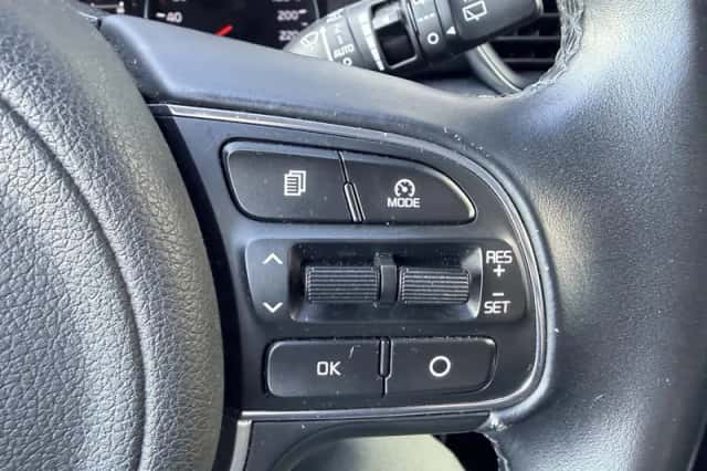 Kia Sportage (2017) thumbnail 14