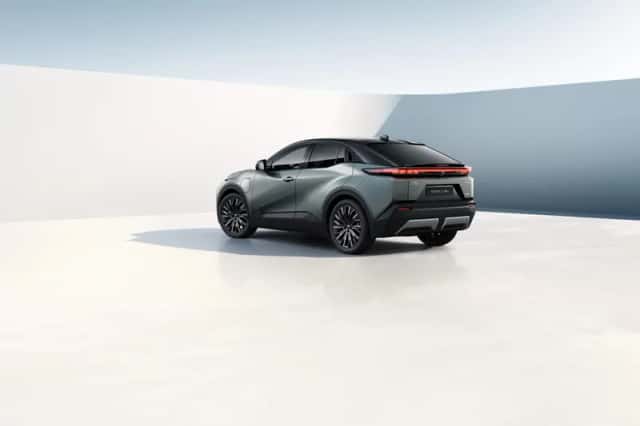 Toyota C-HR+ (2026) thumbnail 3