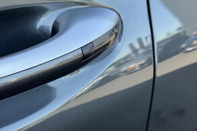 Hyundai Santa Fe (2023) thumbnail 12
