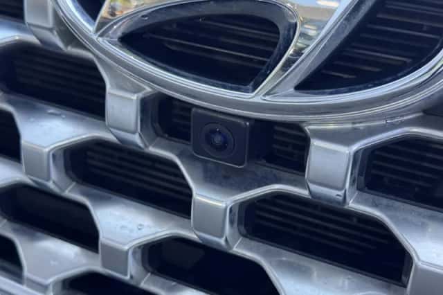 Hyundai Santa Fe (2023) thumbnail 14