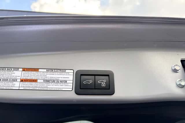 Toyota Yaris Cross (2022) thumbnail 38