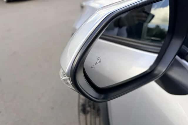 Toyota Yaris Cross (2022) thumbnail 10