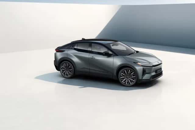 Toyota C-HR+ (2026) thumbnail 2