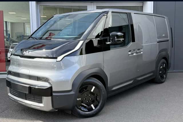 Kia PV5 (2026) thumbnail 1