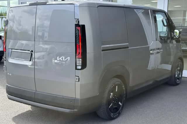 Kia PV5 (2026) thumbnail 5