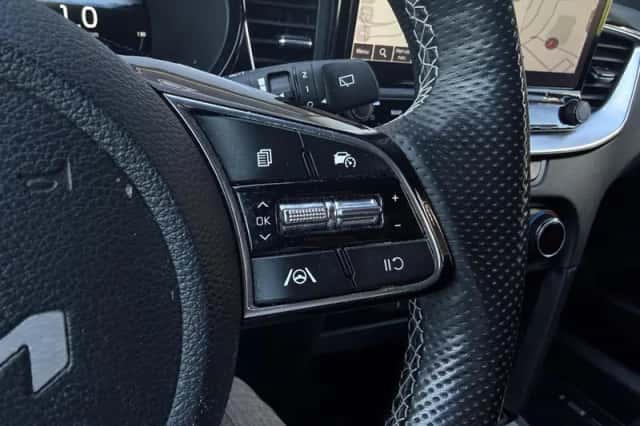 Kia Proceed (2023) thumbnail 13