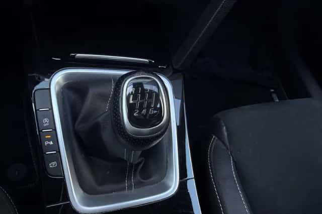 Kia Proceed (2023) thumbnail 24