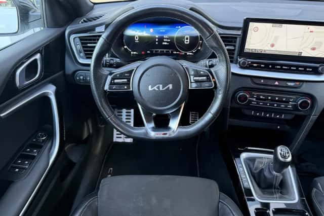 Kia Proceed (2023) thumbnail 9