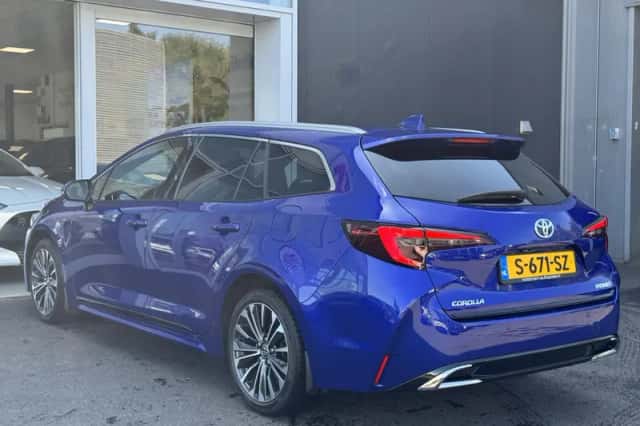 Toyota Corolla (2023) thumbnail 6