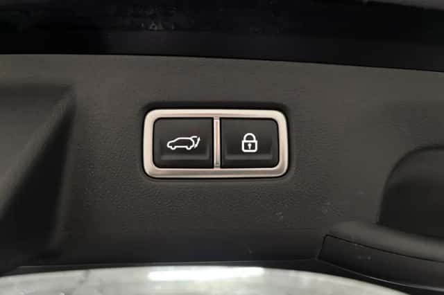 Kia Sorento (2022) thumbnail 24
