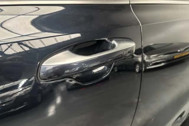 Kia Sorento (2022) thumbnail 26