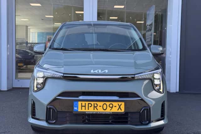 Kia Picanto (2025) thumbnail 2