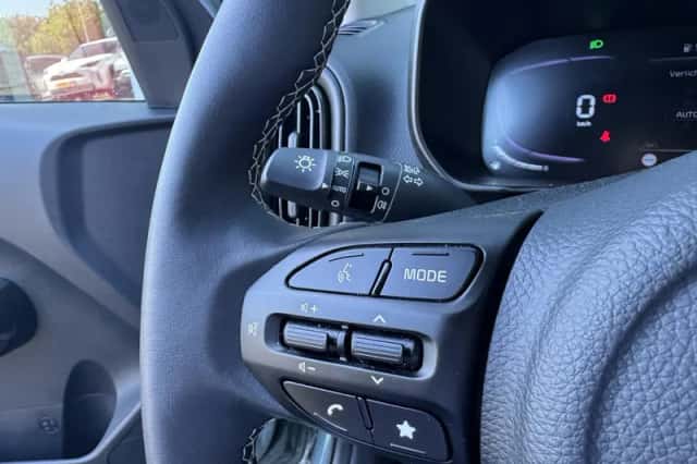 Kia Picanto (2025) thumbnail 12