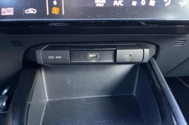 Kia Niro (2024) thumbnail 25