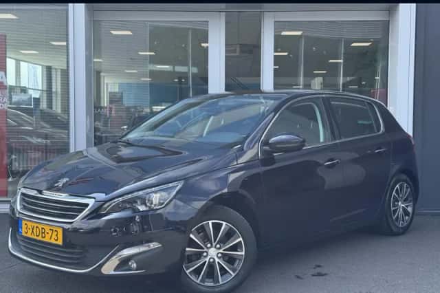 Peugeot 308 (2014) thumbnail 1