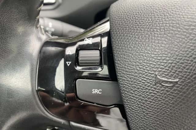 Peugeot 308 (2014) thumbnail 18