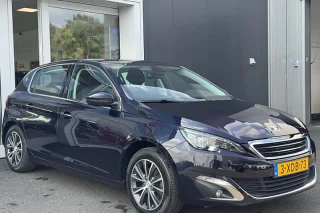 Peugeot 308 (2014) thumbnail 3