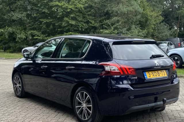 Peugeot 308 (2014) thumbnail 5