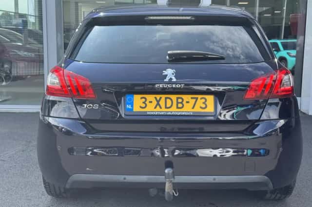 Peugeot 308 (2014) thumbnail 5