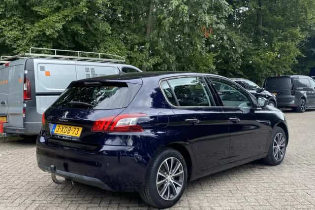 Peugeot 308 (2014) thumbnail 7