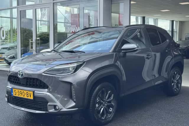 Toyota Yaris Cross (2023) thumbnail 3