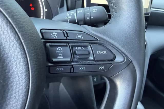 Toyota Yaris Cross (2025) thumbnail 13