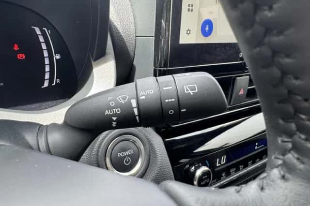 Toyota Yaris Cross (2025) thumbnail 15