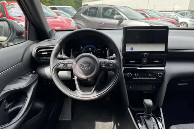 Toyota Yaris Cross (2025) thumbnail 10
