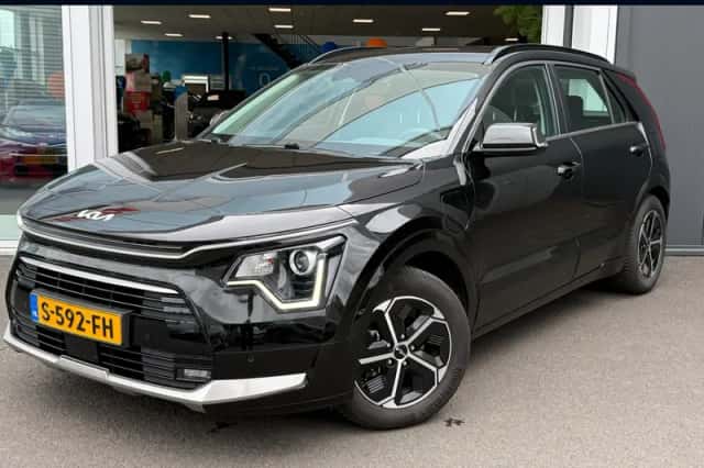 Kia Niro (2023) thumbnail 1