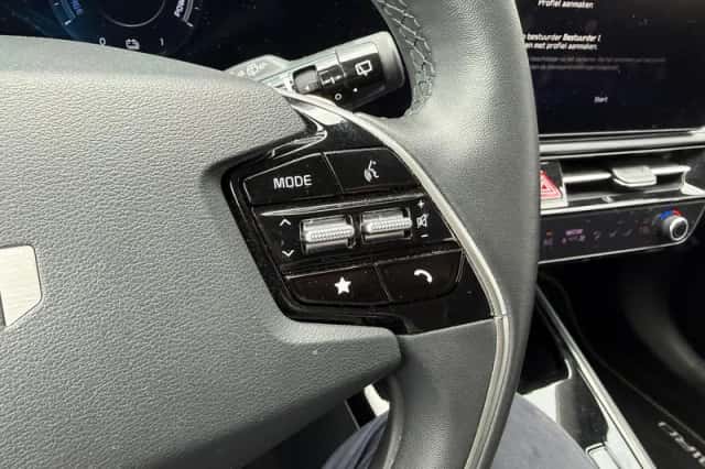 Kia Niro (2023) thumbnail 12