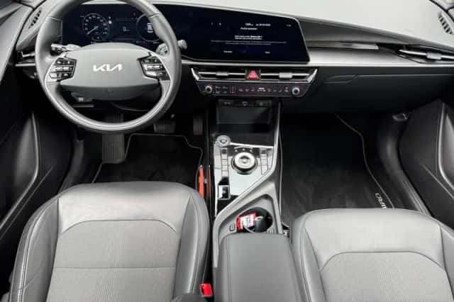 Kia Niro (2023) thumbnail 9