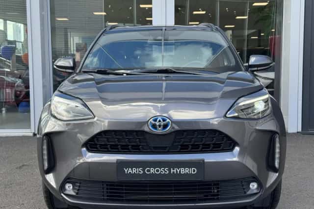 Toyota Yaris Cross (2023) thumbnail 2