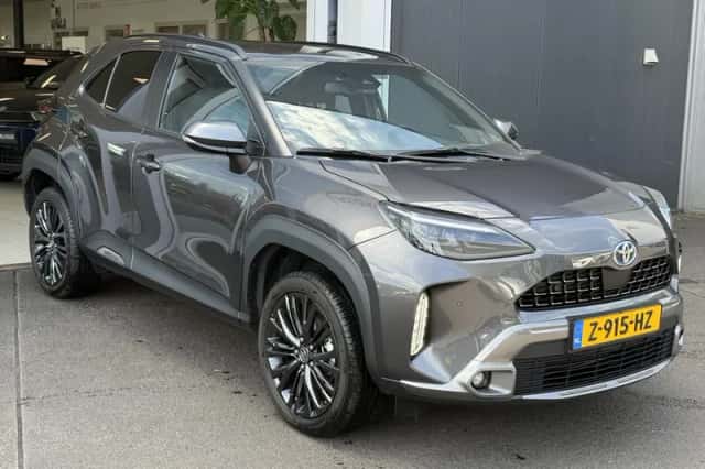 Toyota Yaris Cross (2024) thumbnail 2