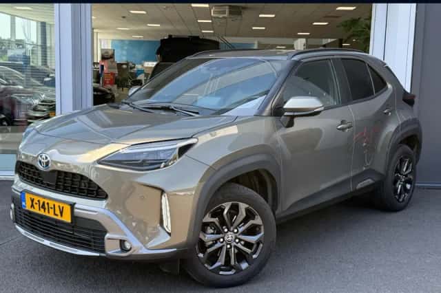 Toyota Yaris Cross (2023) thumbnail 1