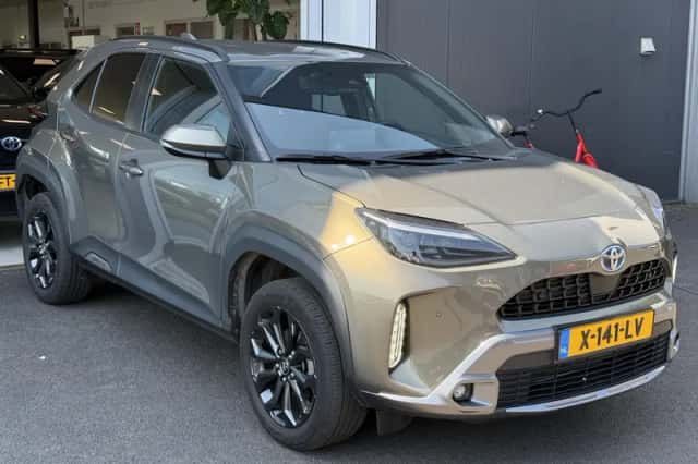 Toyota Yaris Cross (2023) thumbnail 2