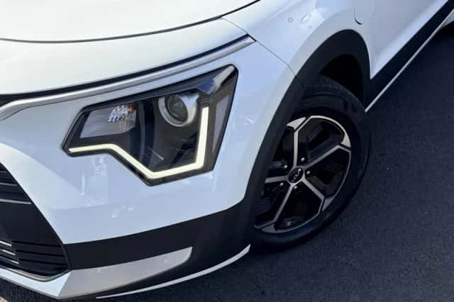 Kia Niro (2022) thumbnail 2