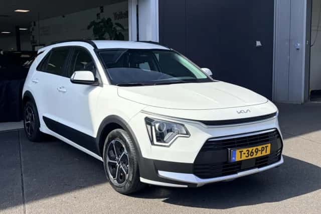 Kia Niro (2022) thumbnail 5