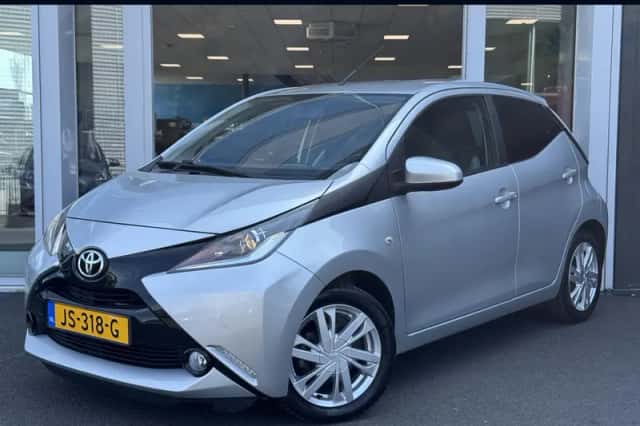 Toyota Aygo (2016) thumbnail 1