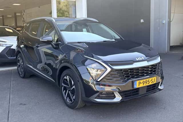 Kia Sportage (2022) thumbnail 3