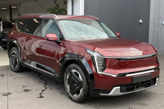 Kia EV9 (2026) thumbnail 2