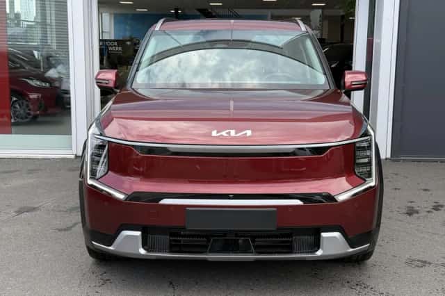 Kia EV9 (2026) thumbnail 3