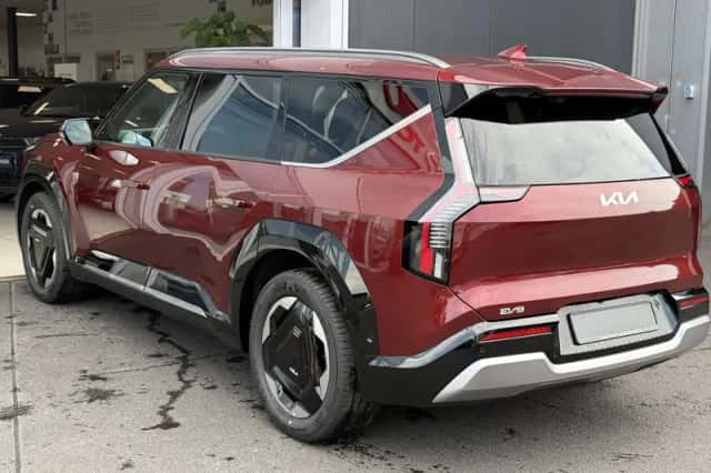 Kia EV9 (2026) thumbnail 6